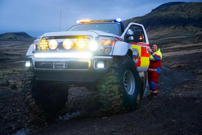 F1系列塞纳纪念表款腕表 泰格豪雅推出(图4)