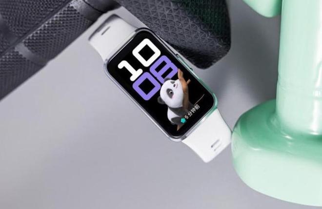 能手表把健康与爱戴在腕上新年表表心意首选